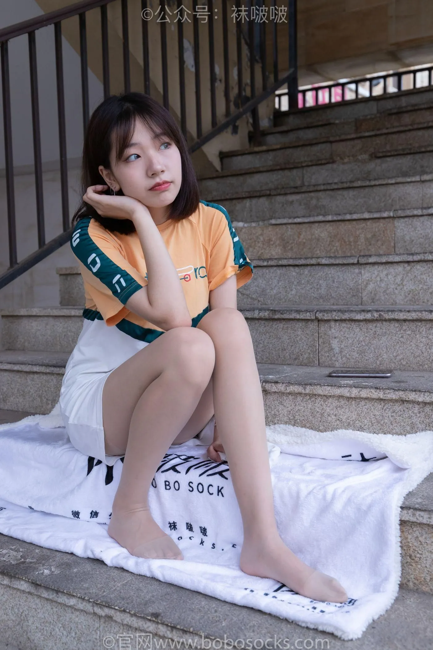 [BoBoSocks袜啵啵]NO.069 小甜豆-vans板鞋、白棉袜、肉丝 [135P]插图2